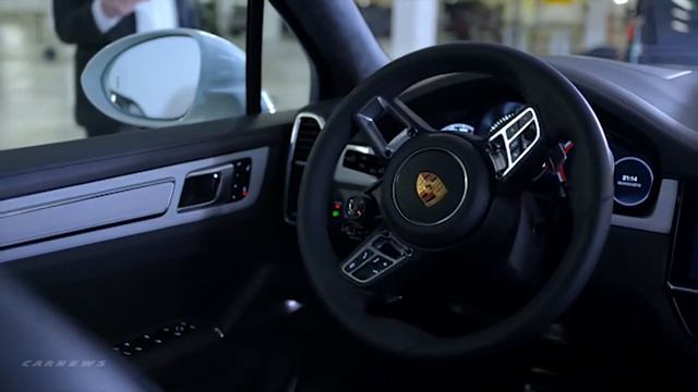 2019 Porsche Cayenne Remote Park Assist demonstration смотреть онлайн
