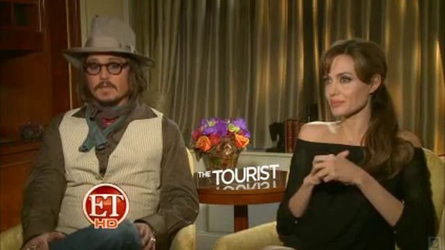 Джонни Депп и Анджелина Джоли в Нью-Йорке 5 декабря