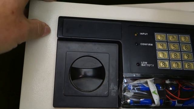 Как перекодировать гостиничный сейф смотреть онлайн