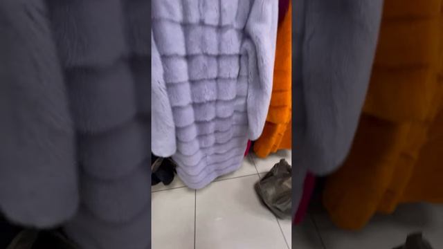 Норковая шуба с капюшоном смотреть онлайн