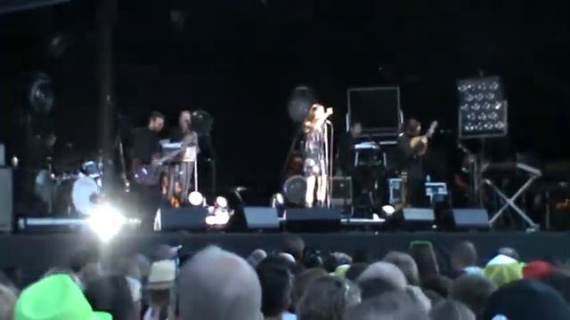 Olivia Ruiz live at ronquieres festival 01 смотреть онлайн