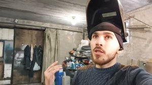 Полка для колёс в гараже