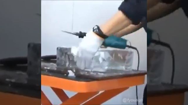 கண்ணாடி ரோஜா