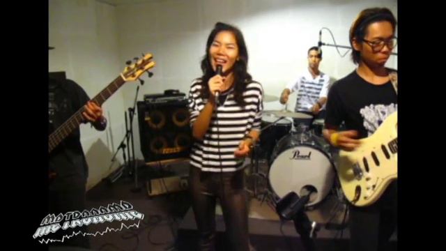 rolling in the deep Cover By Metronome band смотреть онлайн