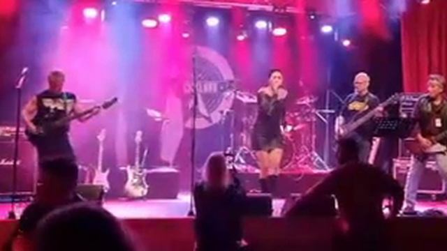Tigergutt cover by Sonja Husebø/ KvernalarmBand 2021 смотреть онлайн