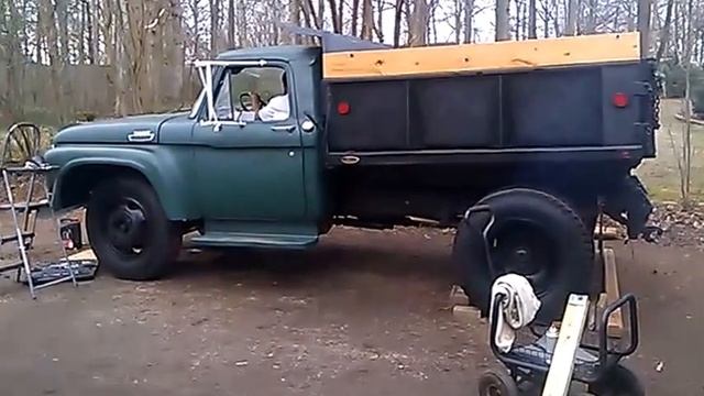 1966 Ford f600 Dump Truck смотреть онлайн