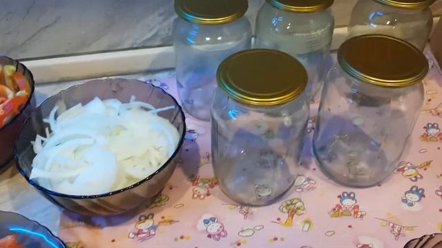 Зимний салат лакомка !!! Воскресный день ))) смотреть онлайн
