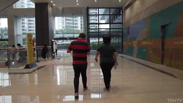 The NEWEST Bus & PUV Terminal in Makati! - ONE AYALA TERMINAL | Full Walking Tour | 4K | Philippine смотреть онлайн