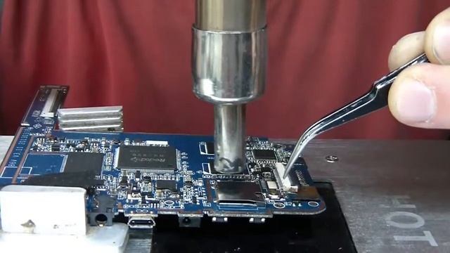 How unsolder mico SD HOLDER / Как выпаять держатель карты памяти mico SD смотреть онлайн