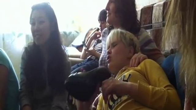 Ответ на вопрос: "Что нужно детям из детских домов?" смотреть онлайн