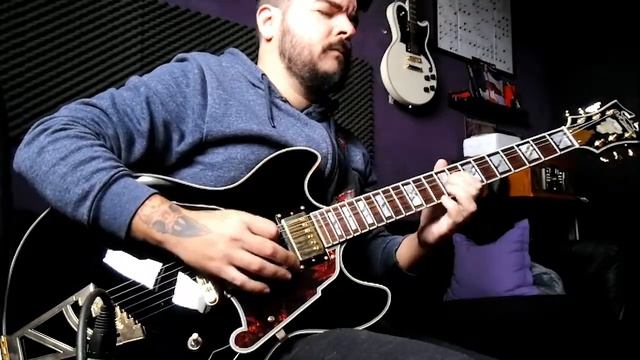 Messing around B - D'Angelico DC Excell смотреть онлайн
