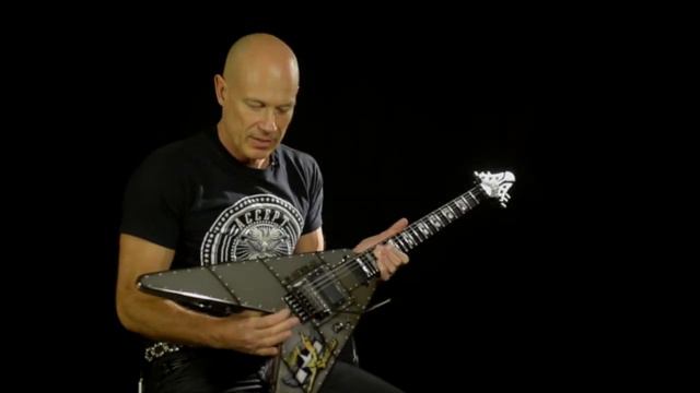 Wolf Hoffmann Signature Framus V