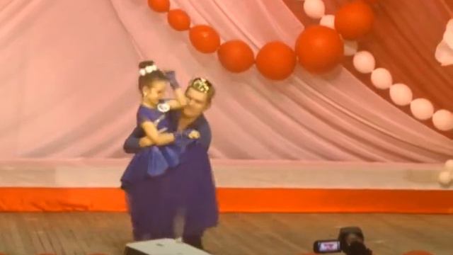 "Мисс Очаровашка" 9 .04 .19 смотреть онлайн