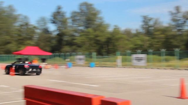 Autotest Round 3: Toyota MR-S vs Volkswagen Scirocco смотреть онлайн