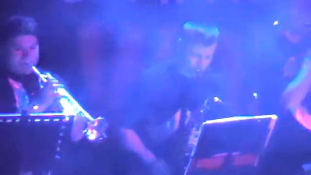 MOV010 саксофон смотреть онлайн