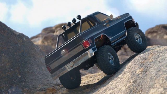 🚙FMS FCX10 Chevy 1/10 K5 Blazer Unveiled