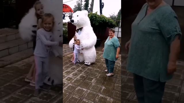 взрослые радуются, как дети и это очень приятно. люблю радовать смотреть онлайн