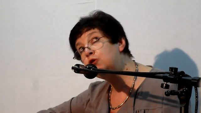 Вероника Долина "А хочешь,я выучусь шить.." Кишинев,25.05.2014 смотреть онлайн