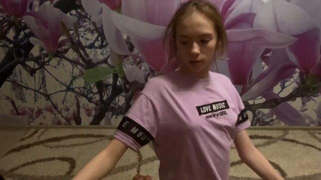 Йога челендж часть 2 . Усложнённые асаны (позы) #unicorntv #DarilyLife #йогачелендж смотреть онлайн