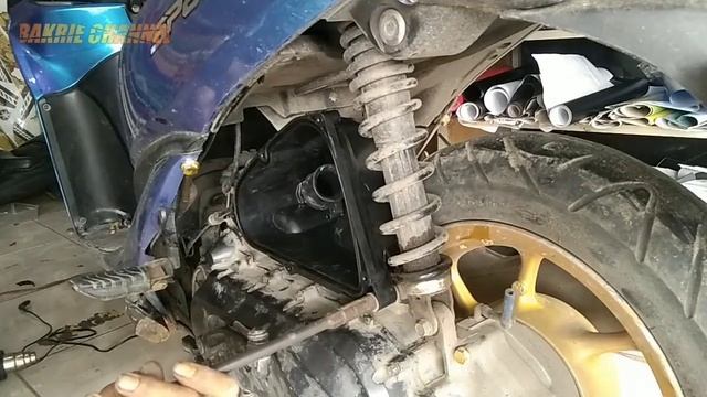 box filter Honda spacy || di ganti box punya beat fi (stater kasar) смотреть онлайн