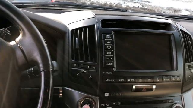 Toyota Land Cruiser 200 2011 года