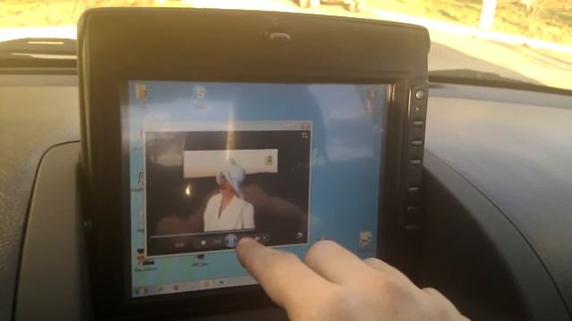 CarPC For Toyota Avensis (1)