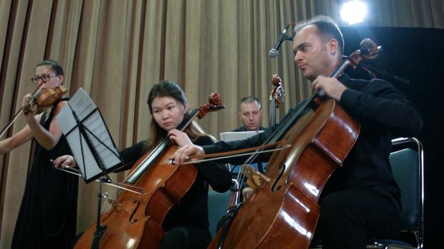 Alexey Shor's "Flute concerto in Bb" performed by Maxim Rubtsov (version with string orchestra) смотреть онлайн
