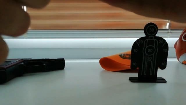 Обзор на привматический пистолет, чехол для телефона, сквиши, пистолет на лепучьках и колонка смотреть онлайн