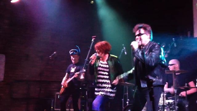 The Rezillos ( Groovy Room) смотреть онлайн