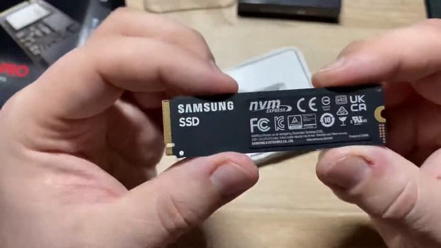 Samsung 980 PRO 1 TB - Распаковка