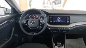 Новая Шкода Октавия в комплектации Амбишн (Skoda Octavia A8 Ambition) чем она лучше Active?