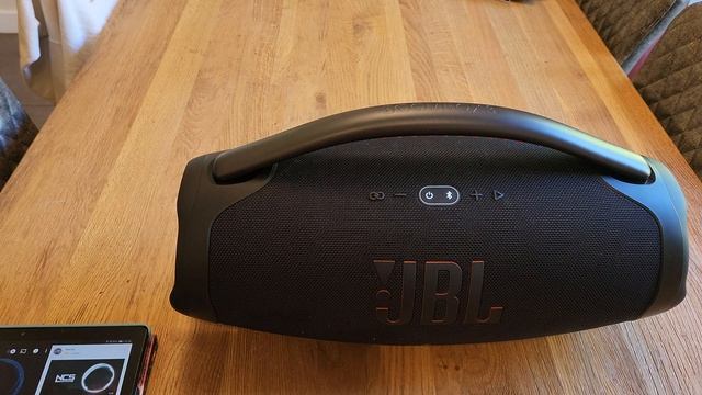 JBL Boombox 3 Review and Sound Test - Outstanding! смотреть онлайн