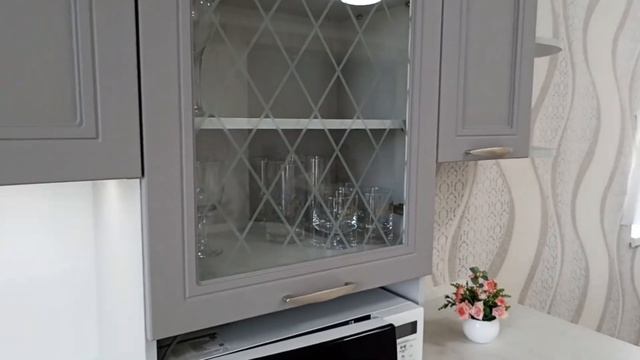 Кухня современная классика в п.Кучугуры для радушной хозяйки от Lux mebel Краснодар.Мебель под зака смотреть онлайн