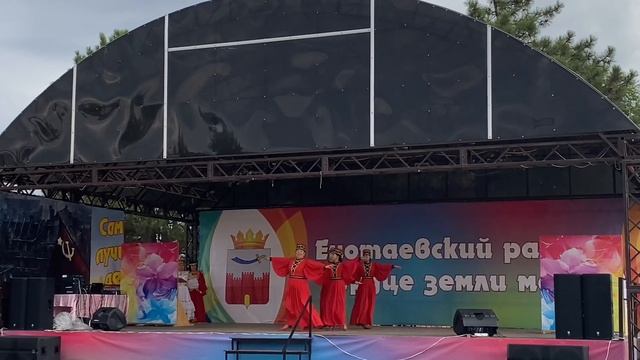 Творческий коллектив из п Бергин в Енотаеевке Астраханская область смотреть онлайн