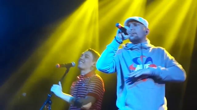 25/17 | 27.04.13.- Звезда смотреть онлайн
