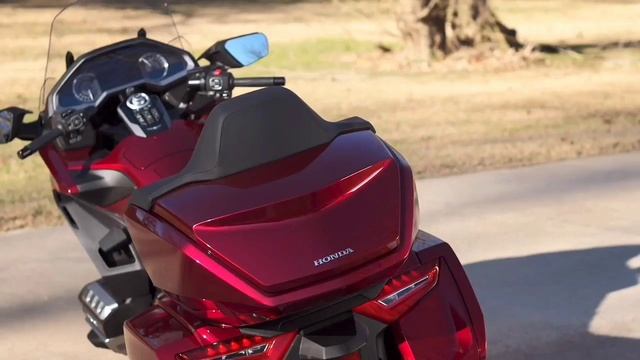 The new Honda goldwing 2018 tour 1833 cc смотреть онлайн