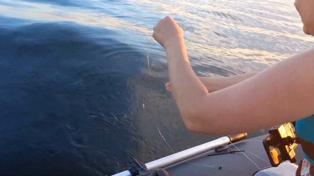 Рыбалочка на кольцо трефей был пойман смотреть онлайн