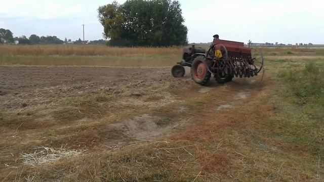 ХТЗ ДТ-20 нарізка з архіву смотреть онлайн