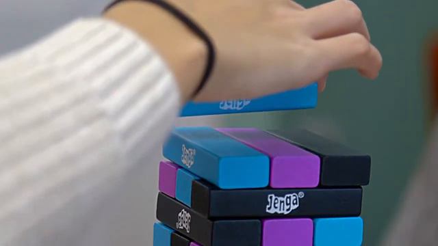 Winning Moves Throw-N-Go Jenga смотреть онлайн