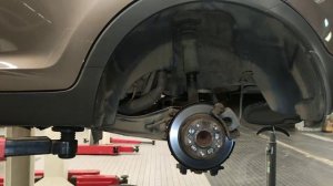 Замена задних пружин и амортизаторов Kia Sportage