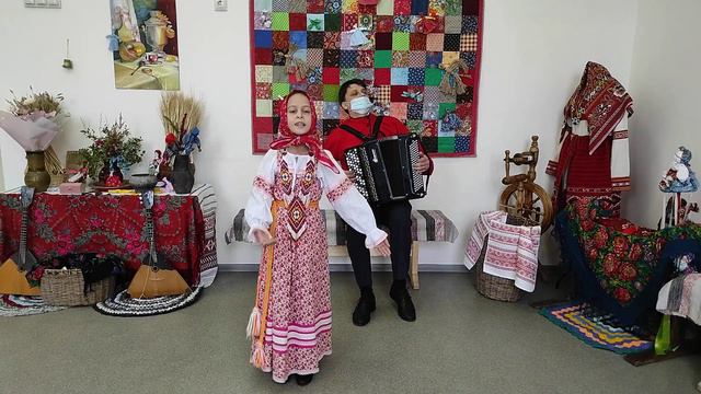 Пошла Дуня за водой смотреть онлайн