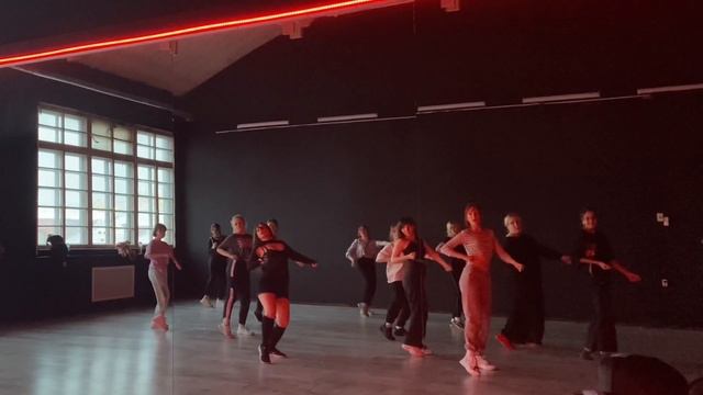 BIBI - Vengeance covered by @bys_dance? смотреть онлайн