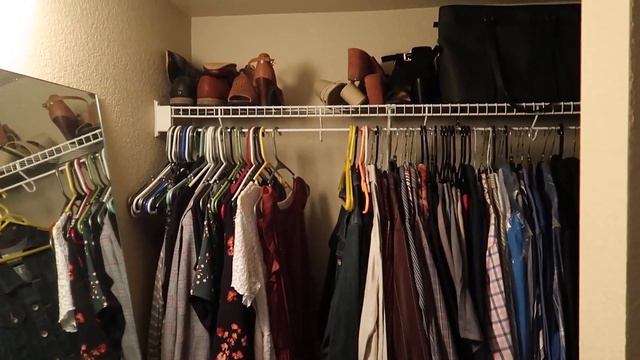 BABY CLOTHES DECLUTTER || going through everything Marie Kondo style смотреть онлайн