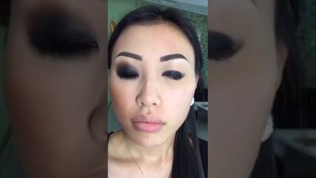 Smoky eyes смотреть онлайн