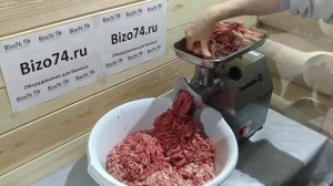 Промышленная мясорубка FoodAtlas KY-12 в работе.