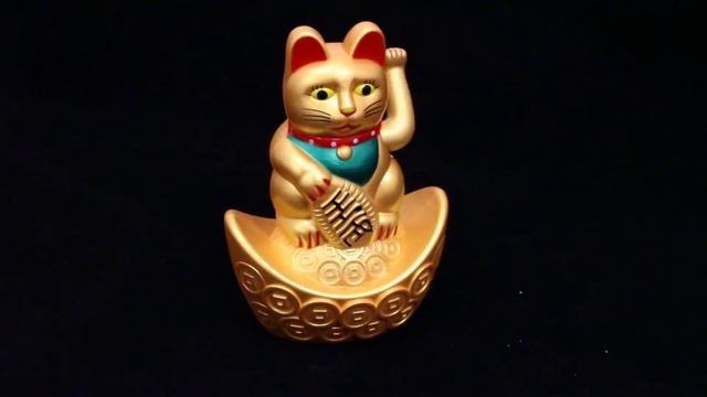 Манэки-нэко на чаше богатства 10 см цвет золотой, арт.501457 смотреть онлайн