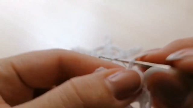 Снежинка крючком 2 /Вязание крючком /новогоднее украшение смотреть онлайн