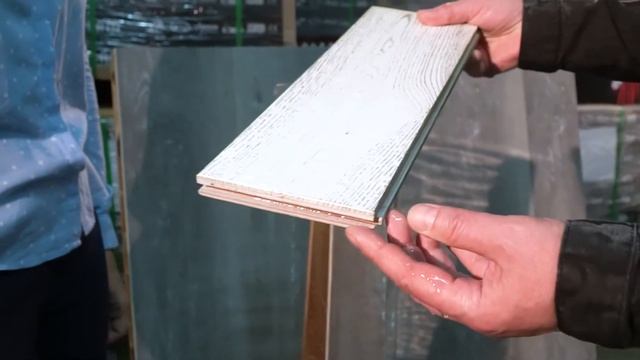 Подвергаем жестким испытаниям виниловый пол. смотреть онлайн