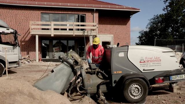 Putzmeister: Mixokret - Your best friend on the jobsite! смотреть онлайн