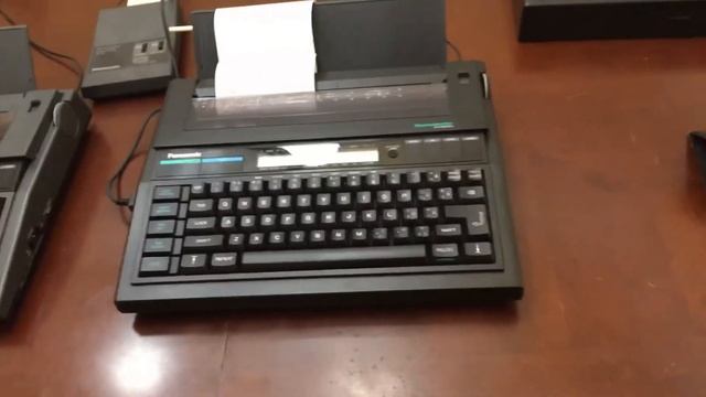 Panasonic KX-W60TH vs KX-W50TH thermal typewriter смотреть онлайн